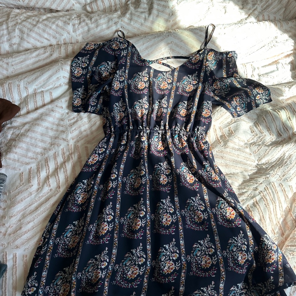 Women's Navy Floral Cold-Shoulder Dress